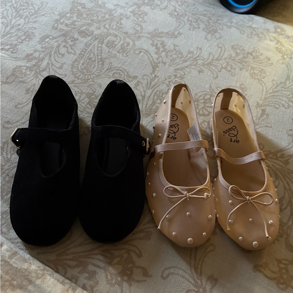 H&M Black velvet and Cream Kids Dress Shoes